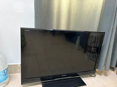 Sharp Aquos LCD TV