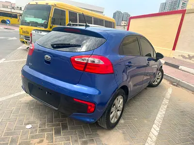 2013 KIA RIO 照片 2