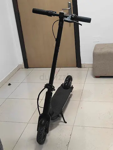 Brand New Electric scooter 40 range on full charge (In Warranty)
