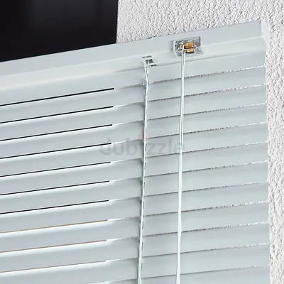 White Aluminium Venetian Blind (90 x 210 cm) – Light & Privacy Control