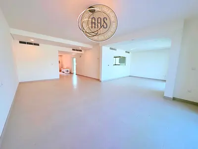 No commission Spacious 4bedroom villa with maid room in garden view villas Dubai