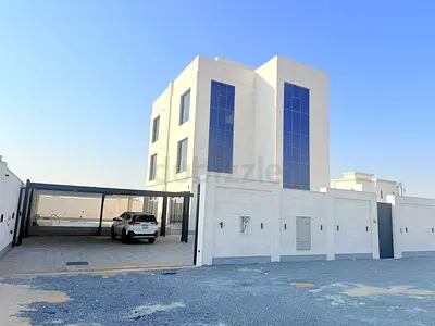 Luxury new villa from owner direct in Dubai alawir first six rooms lift and swimming pool.