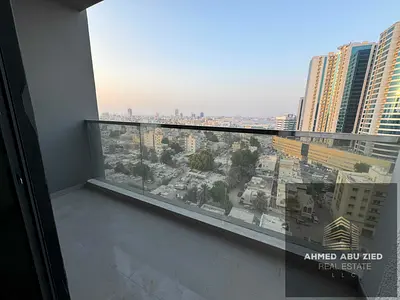 1st Occupancy - Family Building - Sea View 2 Master BR + Hall - Parking - Central Gas - Spacious Space - Modern Finishes - Direct On Corniche