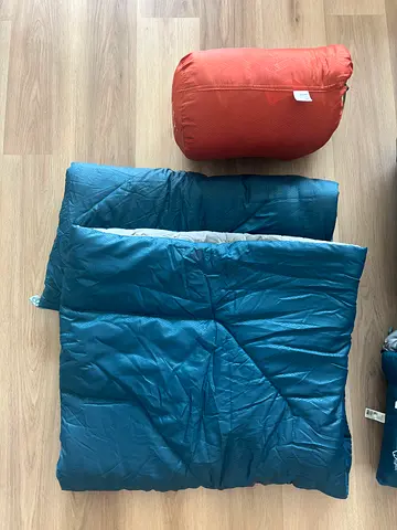 Decathlon Camping Set: sleeping bags, mattress and pillows