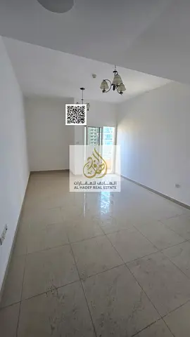 غرفة وصالة + بلكونة + موقع مميز + خلف بنك دبي الإسلامي + 4 أو 6 دفعات + خيار باركن