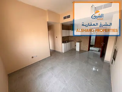 أول ساكن بـ مساحة كبيرة وتقسيم ممتاز وموقع خدمي | الجرف 3 قرب مخرج شارع محمد بن زايد والشارقة