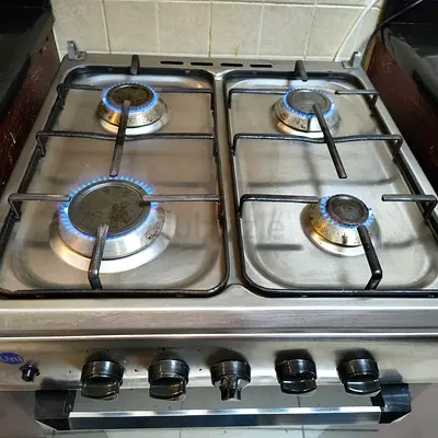 Stainless Steel 4-Burner Gas Hob - Good Working Condition