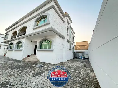 Tawtheeq Contract Neat and Clean 5 Bedroom Hall Majlis Villa for Rent in Compound in Shakbout