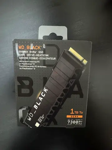 PS5 - WD Black SN850X 1TB NVMe Gen4 SSD with Heatsink - Barely Used