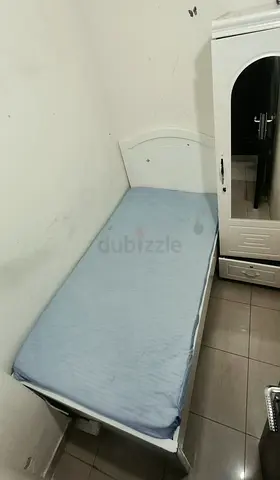 Fully closed partition available in Al nahada 1