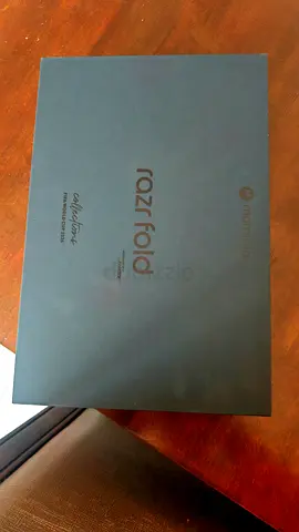 Motorola Razr fold – UAE Version | Brand New & Sealed