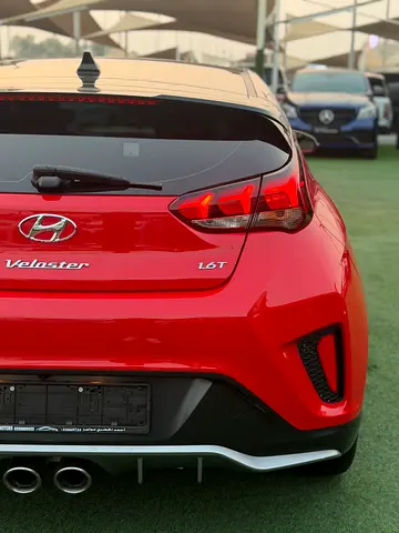 صورة مصغرة 16 لـ 2019 Hyundai VELOSTER
