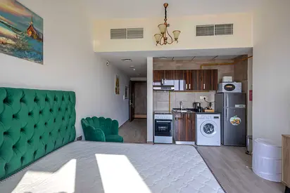 FULLY FURNISHED - VIEWING ANYTIME - READY TO MOVE IN