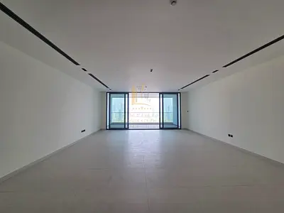 🏡 للبيع | شقة مميزة 3غرف نوم مع اطلالة بحرية برج شرفات الشارقة