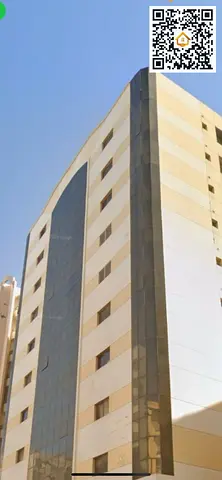 بناية استثمارية للبيع في أبو شغارة الشارقة | ثاني قطعة من شارع الوحدة | أرضي + 10 طوابق | 64 وحدة | دخل 2 مليون