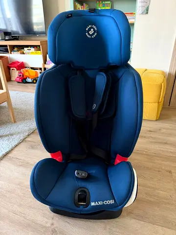Maxi-Cosi toddler car seat (blue) - perfect condition