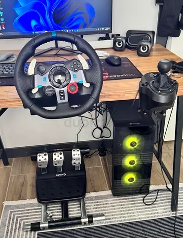 Logitech G920 Racing Wheel, Pedals and Shifter - Good Condition