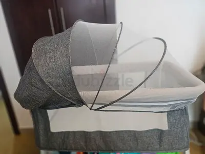 Lightweight Portable Bassinet/Cradle in new condition