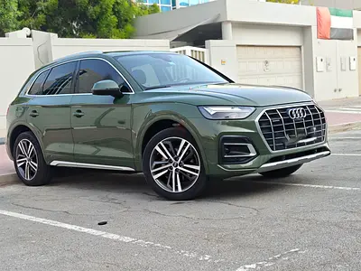 Audi Q5 45 TFSI quattro 2024 with Audi Guaranty and Service Contract