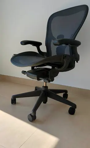 Herman miller remastered Ergonomic Mesh Office Chair with Adjustable Armrests and Lumbar Support