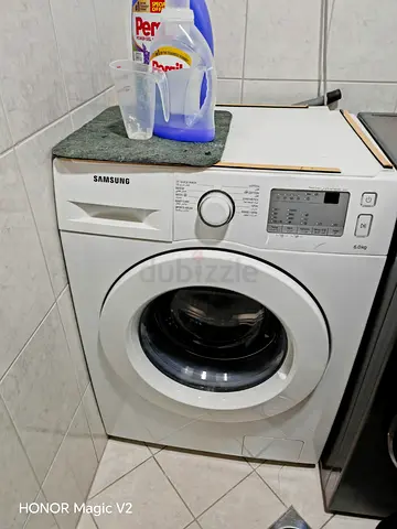 Samsung front load washing machine 6kg - good working condition