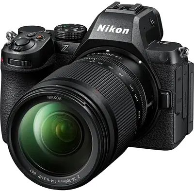 Nikon Z5 II Mirrorless Camera with 24-200mm f/4-6.3 Lens - unused brand new