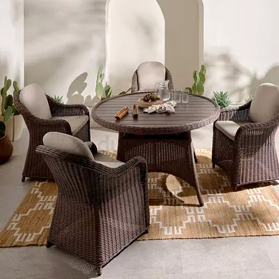 Brand new Outdoor Wicker Dining Set - Round Table with 4 Armchairs