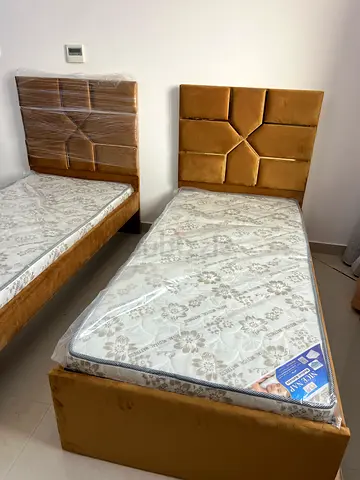 Hi I want to sale single bed with mattress brand new