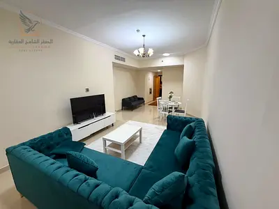 شقة مفروشة غرفتين وصالة للإيجار الشهري في مويلح الشارقة | فرش نظيف | مجهزة بالكامل | جاهزة للسكن | قرب جميع الخدمات | سهولة الوصول إلى دبي