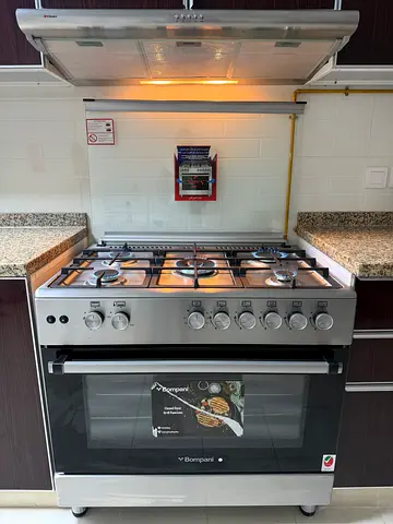 Stainless Steel Bompani 5-Burner Gas Cooker with Oven - Excellent Condition