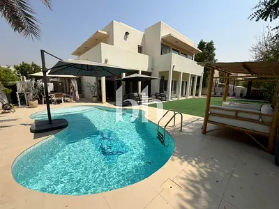 Pvt Pool | Upgraded | Private And Mature Garden