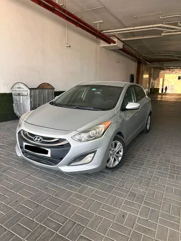2014 Hyundai ELANTRA 照片 2