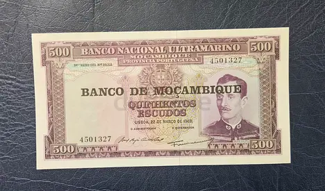 Vintage Mozambique 500 Escudos Banknote (Banco Nacional Ultramarino) - Uncirculated- Big size