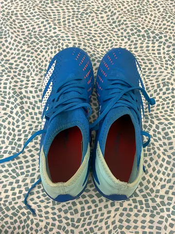 Blue Adidas Predator Accuracy.3