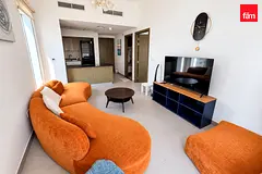 SPACIOUS 1 BEDROOM | FURNISHED | VACANT