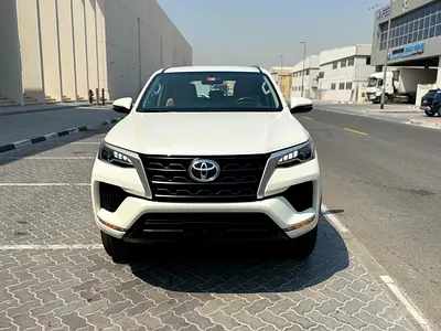 2021 Toyota FORTUNER — фото 3