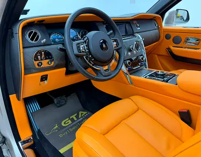 صورة 10 لـ 2020 ROLLS-ROYCE CULLINAN