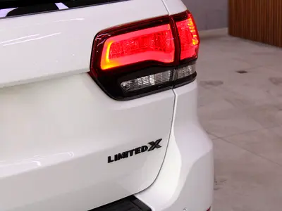 صورة 8 لـ 2021 JEEP GRAND CHEROKEE