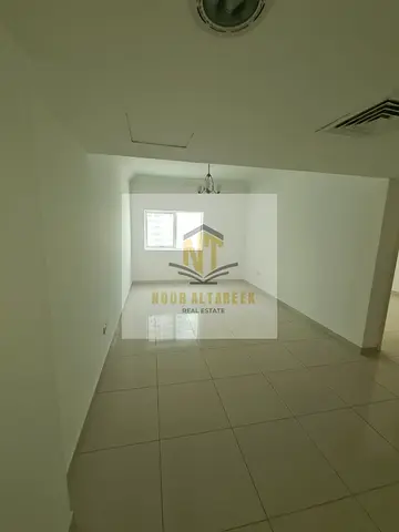 غرفتين وصالة بإطلالة بحرية مع شهر مجاني