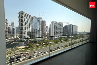 Spacious | City View | Bright Apartment.