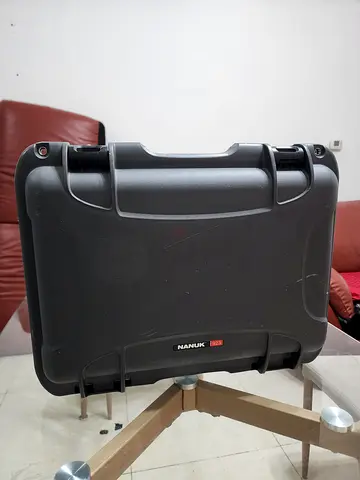 Nanuk 923 hard case with padded dividers insert