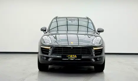 2017 Porsche MACAN photo 2
