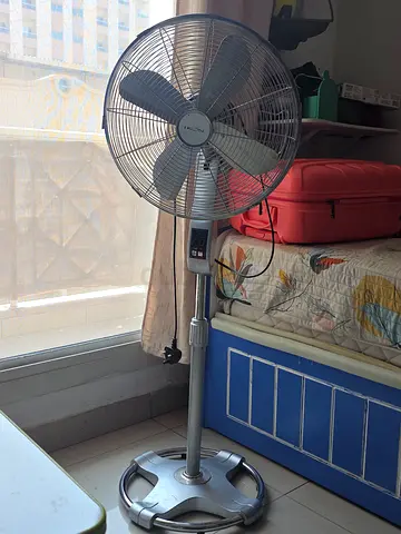 Adjustable Height Pedestal Fan in Good Working Condition