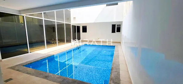 High-end Villa | 5-BHK Villa |Private Pool & Family-Friendly Compound – Jumeirah 1