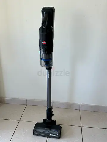 Lightweight Bissell cordless stick vacuum - flawless,1 month old with bill, all parts, extra battery