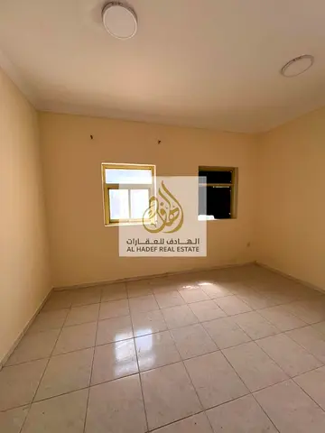 Distinctive apartment, balcony, free maintenance, spacious, prime location, easy access