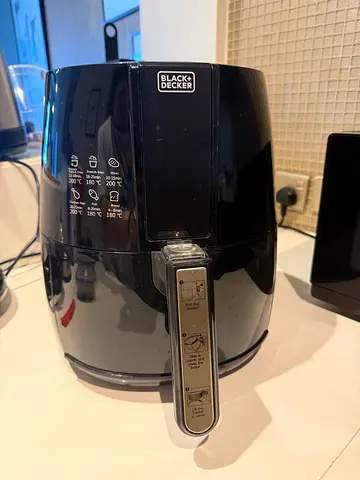 Black+Decker Airfryer - used, working (bottom label shown)