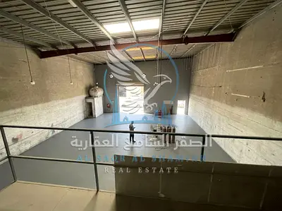 مستودع للإيجار في الصناعية 4 – 3,500 قدم – 150 ألف
