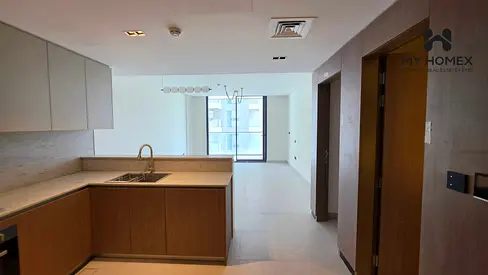 NEGOTIABLE PRICE | HANDING IN A MONTH