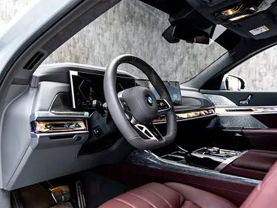 صورة مصغرة 14 لـ 2025 BMW 7-SERIES